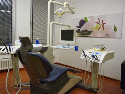 Zahnarztpraxis Dr. Umit Unal