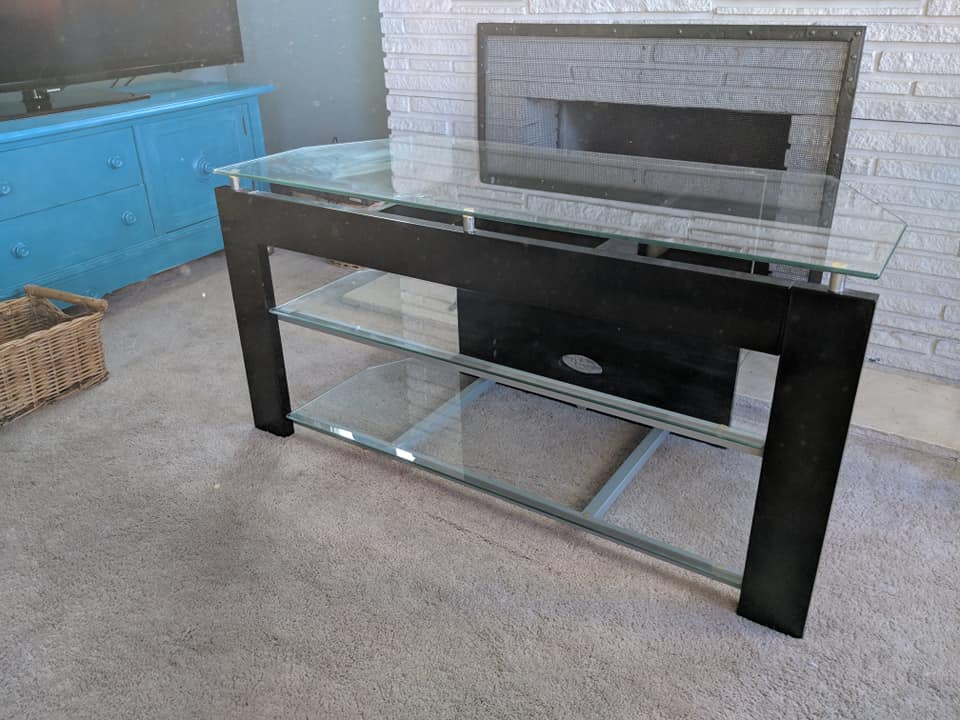 TV stand / metal & tempered glass **HEAVY DUTY