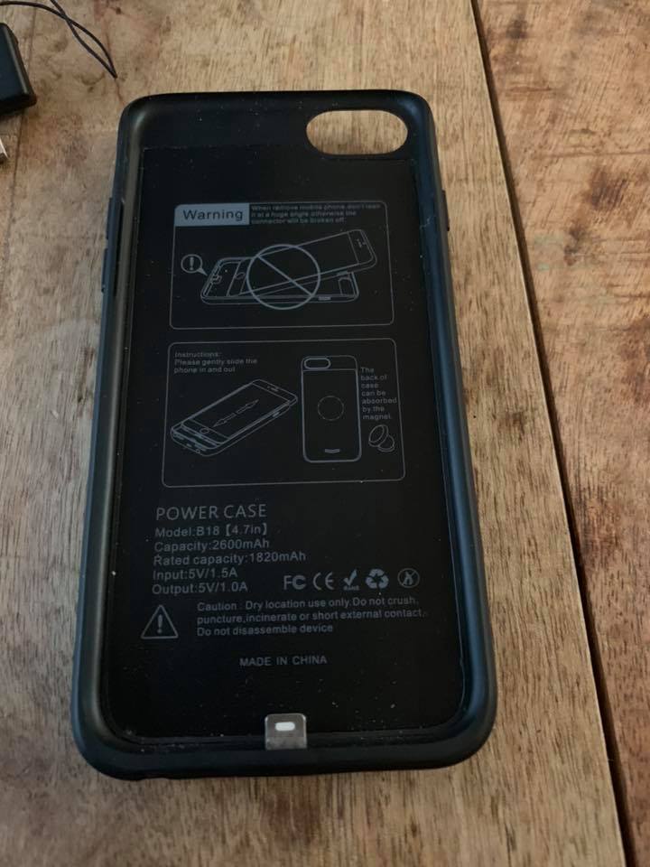 iPhone 7 128gb black, used and battery phone case