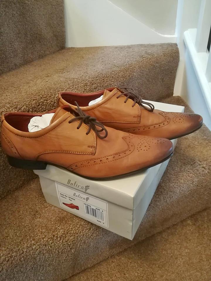 Size 8 tan leather shoes worn once for one hour